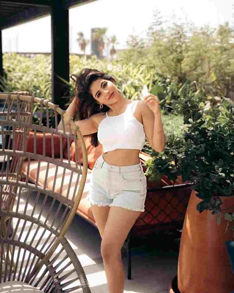 Shalini-College-call-girl-Bangalore